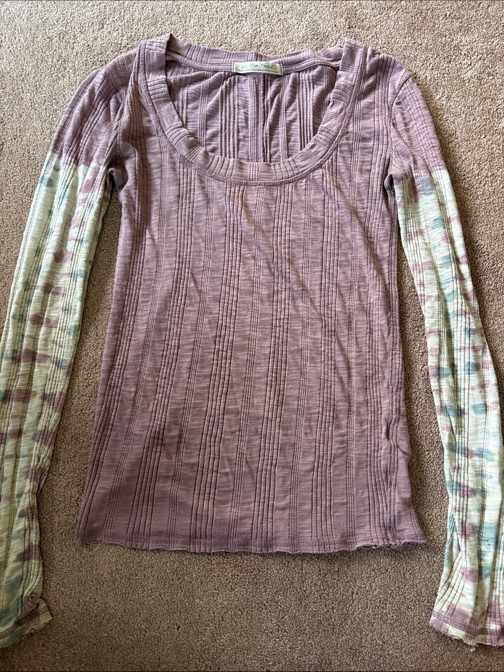Free People We The Free Big Sur boho tie dye long sleeve T-shirt top size XS EUC - Picture 2 of 3